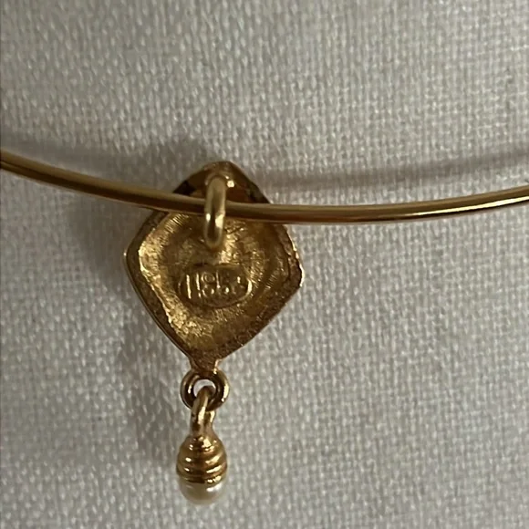 Hobe’ chocker with Amber & pearl tone pendant! - Picture 2 of 3